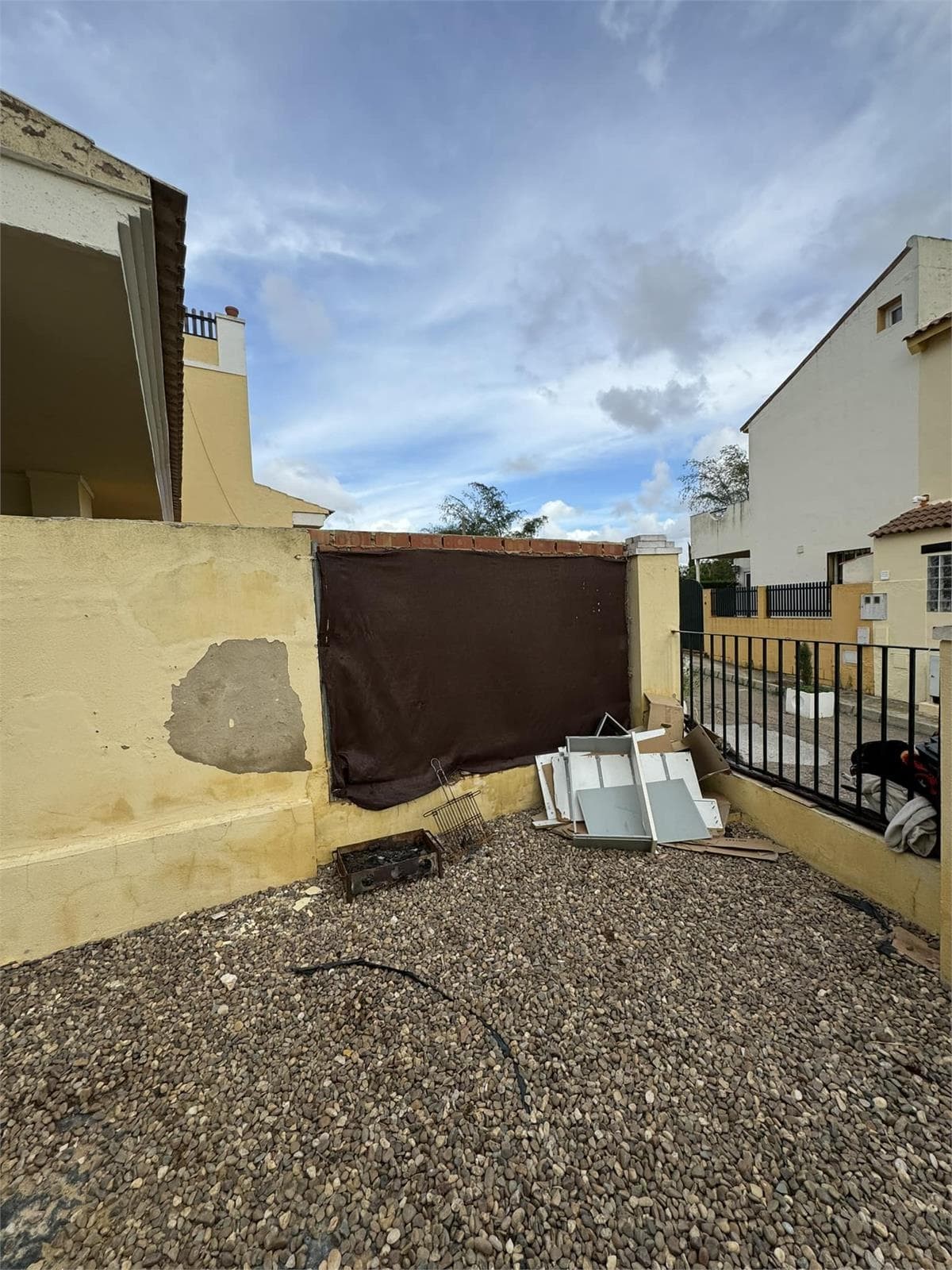 Chalet Adosado recuperado en Aznalcazar(Sevilla) Inquilino moroso - Imagen 14