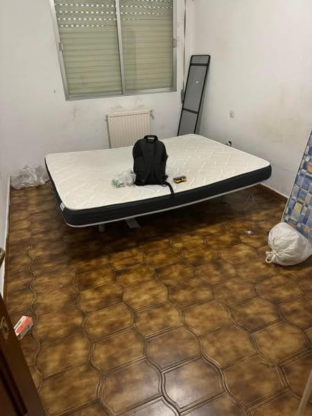 Inmueble recuperado en Vallecas Inquilinos morosos por habitaciones - Imagen 3